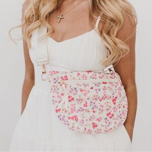 Jolie Puffer Crossbody Bum Bag – Quilted Belt Bag-Floral